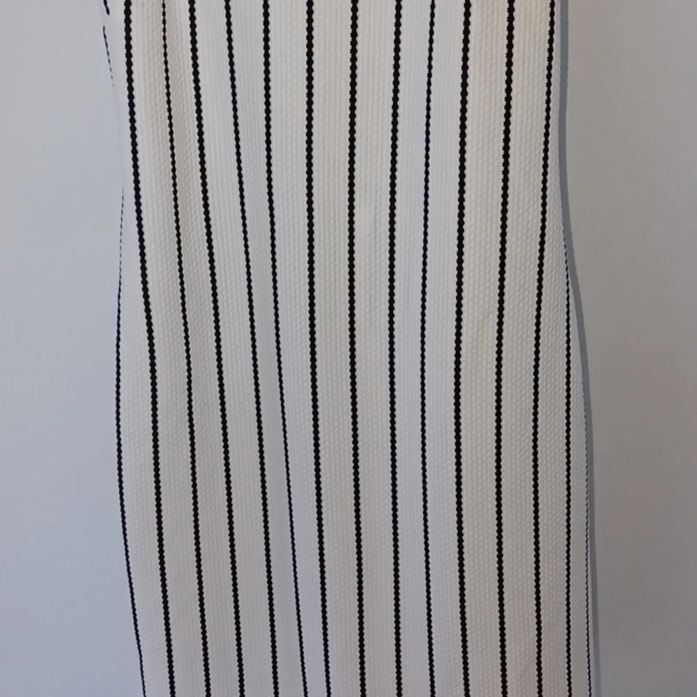 Lush Striped Dress - Picture 3 of 11